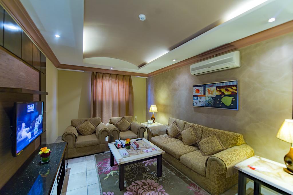 Boudl Al-Morouj Aparthotel Riyadh Bagian luar foto