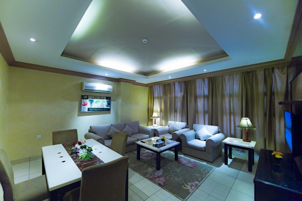Boudl Al-Morouj Aparthotel Riyadh Bagian luar foto