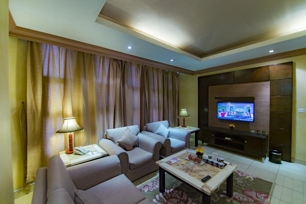 Boudl Al-Morouj Aparthotel Riyadh Bagian luar foto