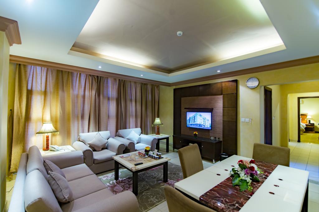 Boudl Al-Morouj Aparthotel Riyadh Bagian luar foto