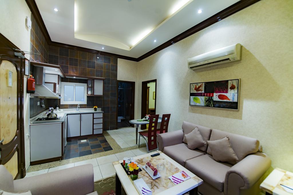 Boudl Al-Morouj Aparthotel Riyadh Bagian luar foto