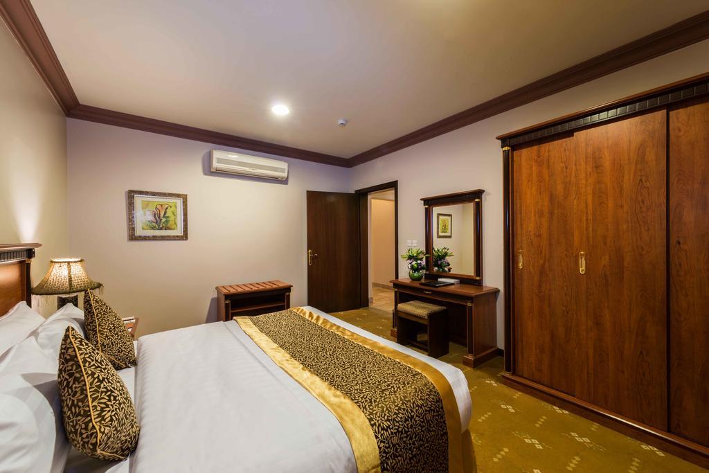 Boudl Al-Morouj Aparthotel Riyadh Bagian luar foto