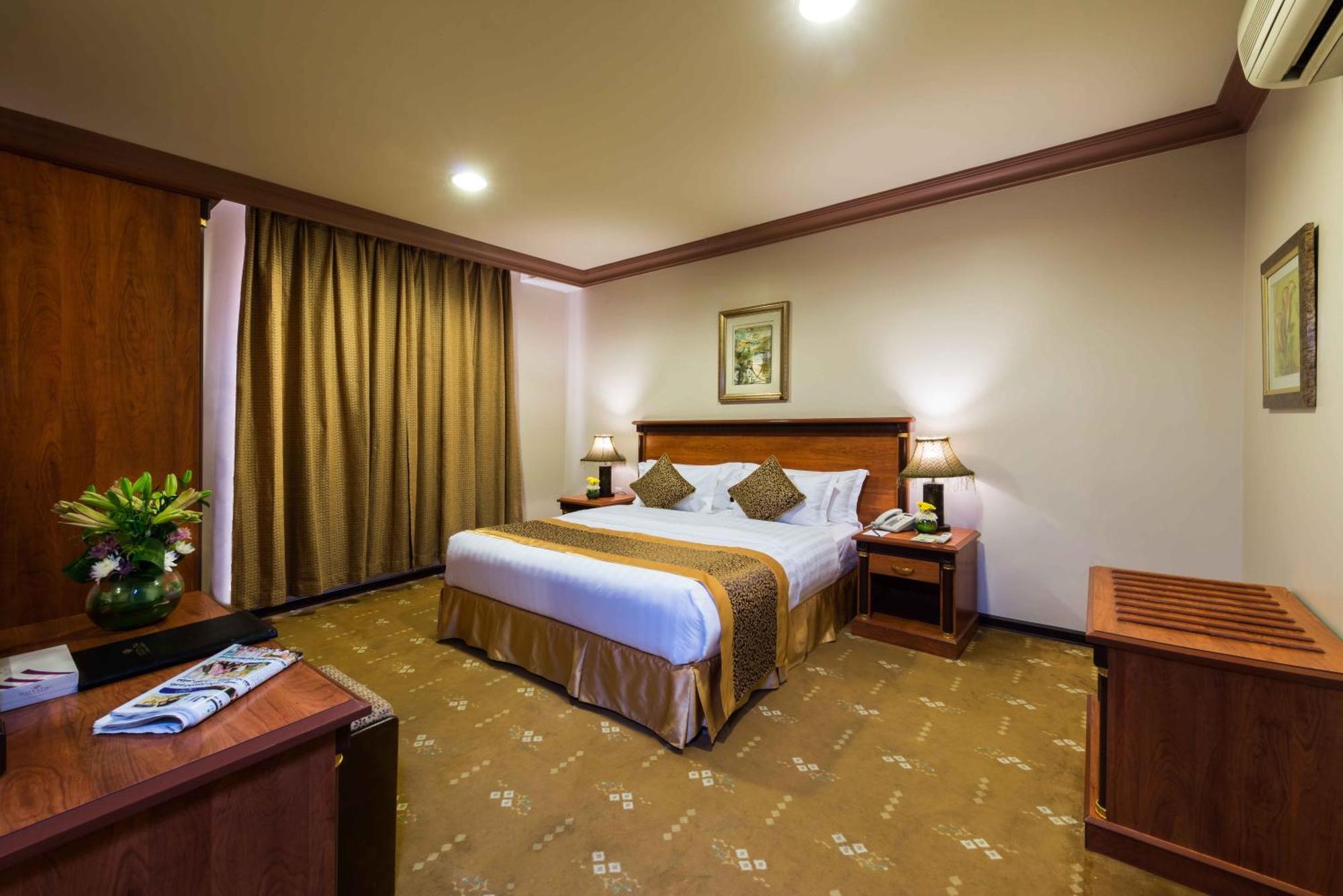Boudl Al-Morouj Aparthotel Riyadh Bagian luar foto